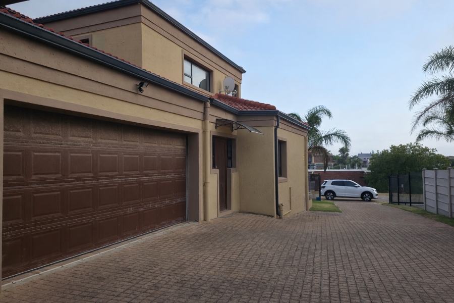 4 Bedroom Property for Sale in Noorsekloof Eastern Cape